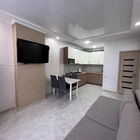 Apartment In Khmelnytsky Street Lviv Exterior photo
