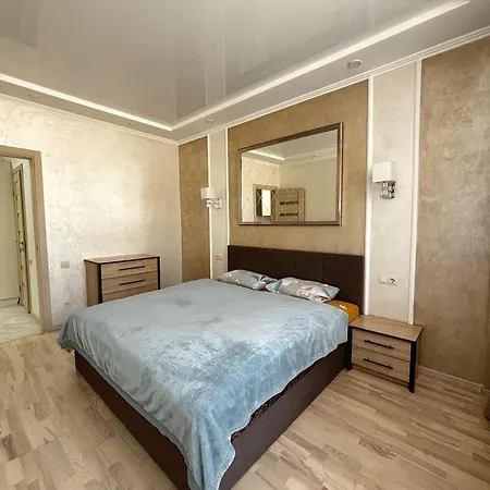 Apartment In Khmelnytsky Street Lviv Exterior photo