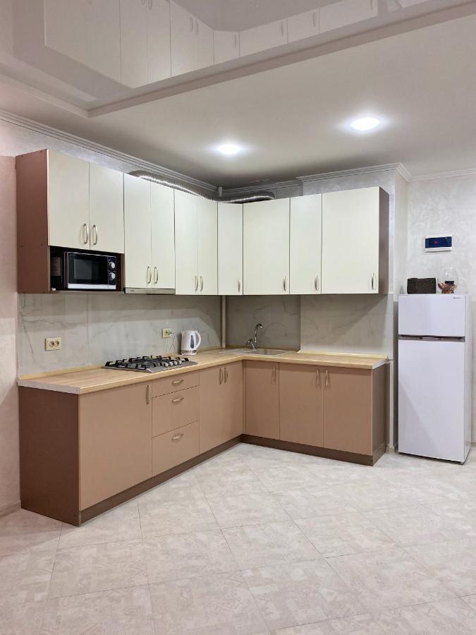 Apartment In Khmelnytsky Street *
