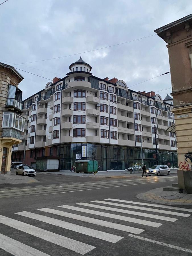 Apartment In Khmelnytsky Street *